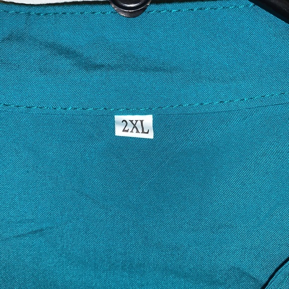 Turquoise lightweight top - Picture 2 of 5